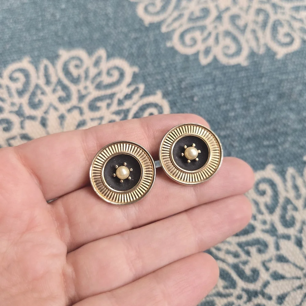 N/A vintage pair
